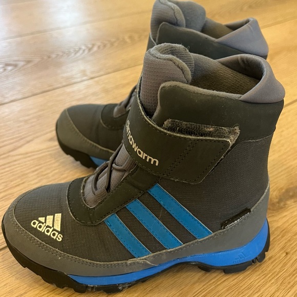 Adidas Climawarm Kids Boys Winter Snow Boots 11K Black Blue - Picture 3 of 8